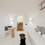 Bluewhite & Santorini Daire