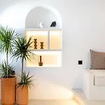 Daire Bluewhite & Santorini Pýrgos