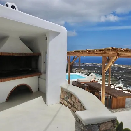 Bluewhite Suites&villa Santorini *