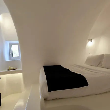 Bluewhite & Santorini Апартаменты *