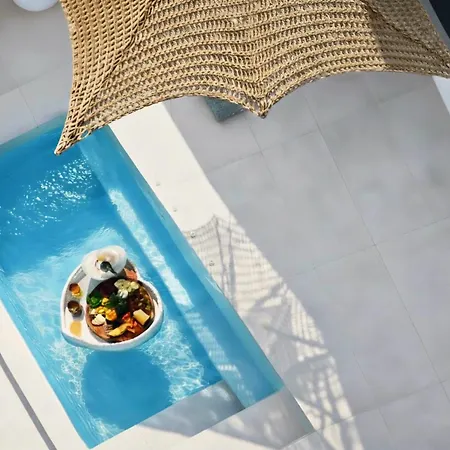 Bluewhite & Santorini *