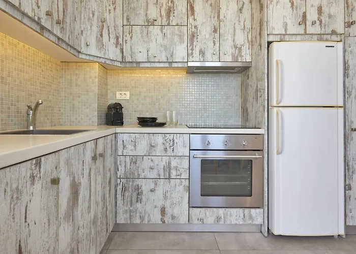 Bluewhite & Santorini アパート